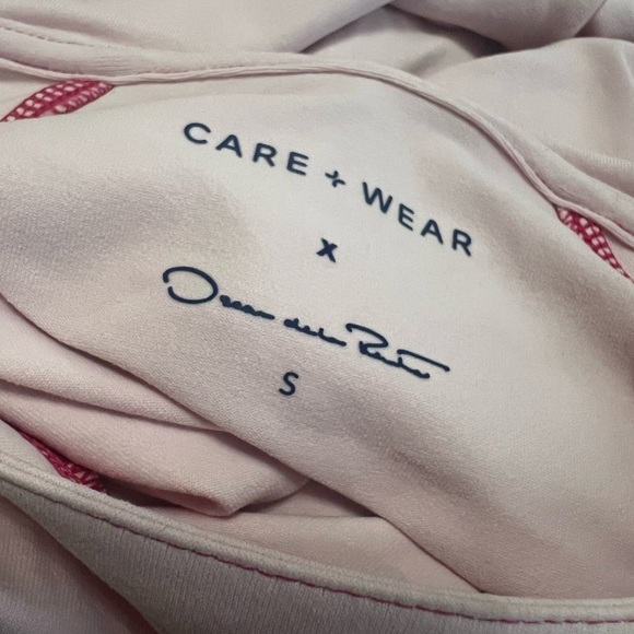 Care+Wear x Oscar de la Renta Port Access Hoodie Pink Sweatshirt Sz S - Picture 4 of 5